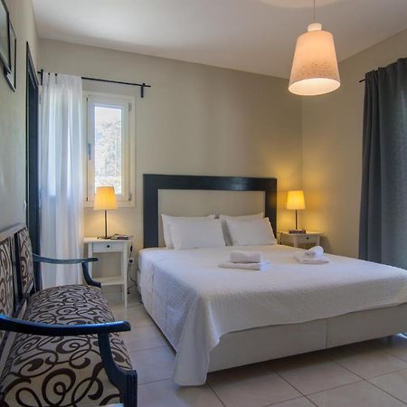 Villa Elaia Suites & Apartments No.5 ガイオス エクステリア 写真